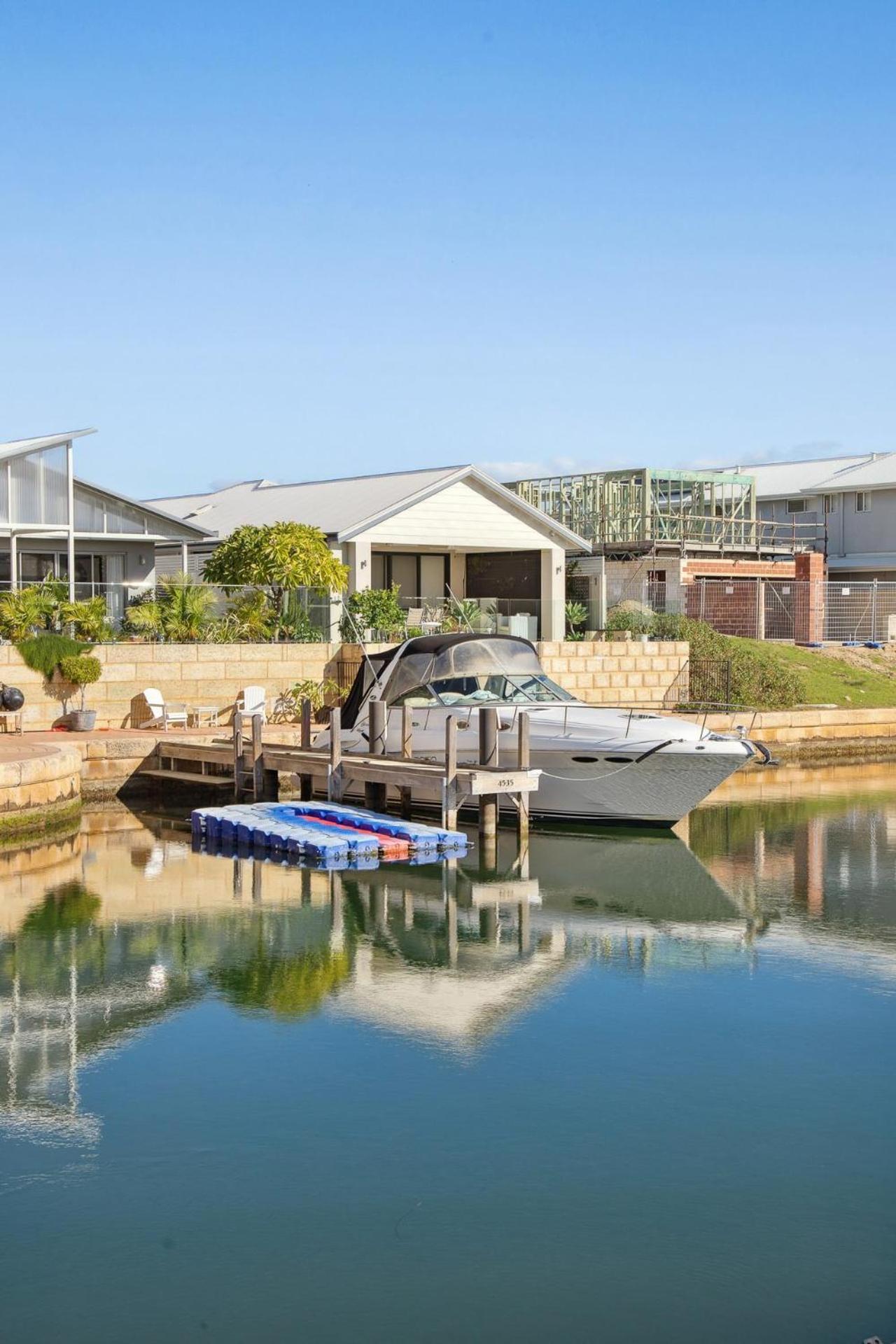 Willa Luxury Waterfront Canal Estate With Private Jetty Mandurah Zewnętrze zdjęcie